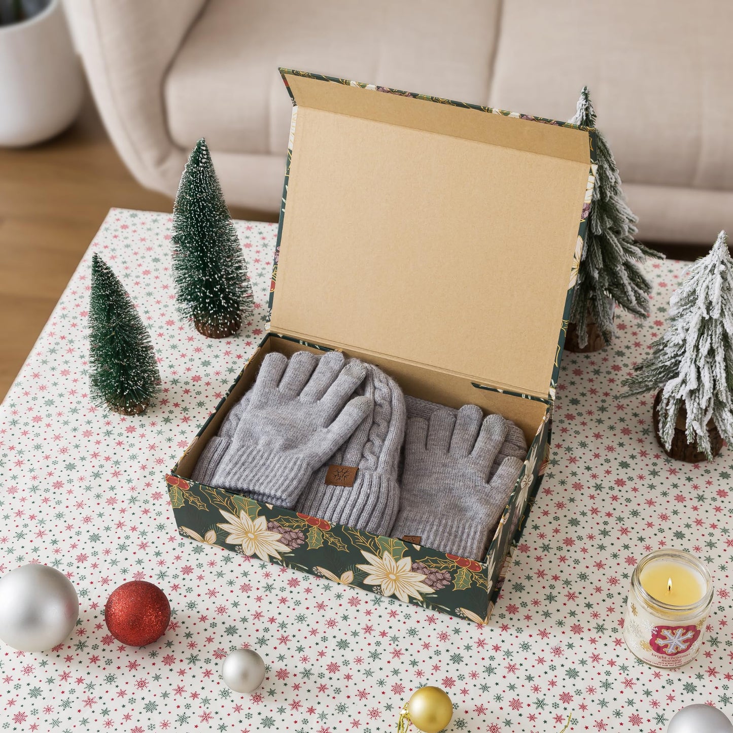 Soul & Lane Christmas Gift Box with Lid, 12.5" x 9.0" x 3.5", Christmas Magnetic Gift Box for Presents with Holiday Design and Sturdy Construction, Emerald Garden