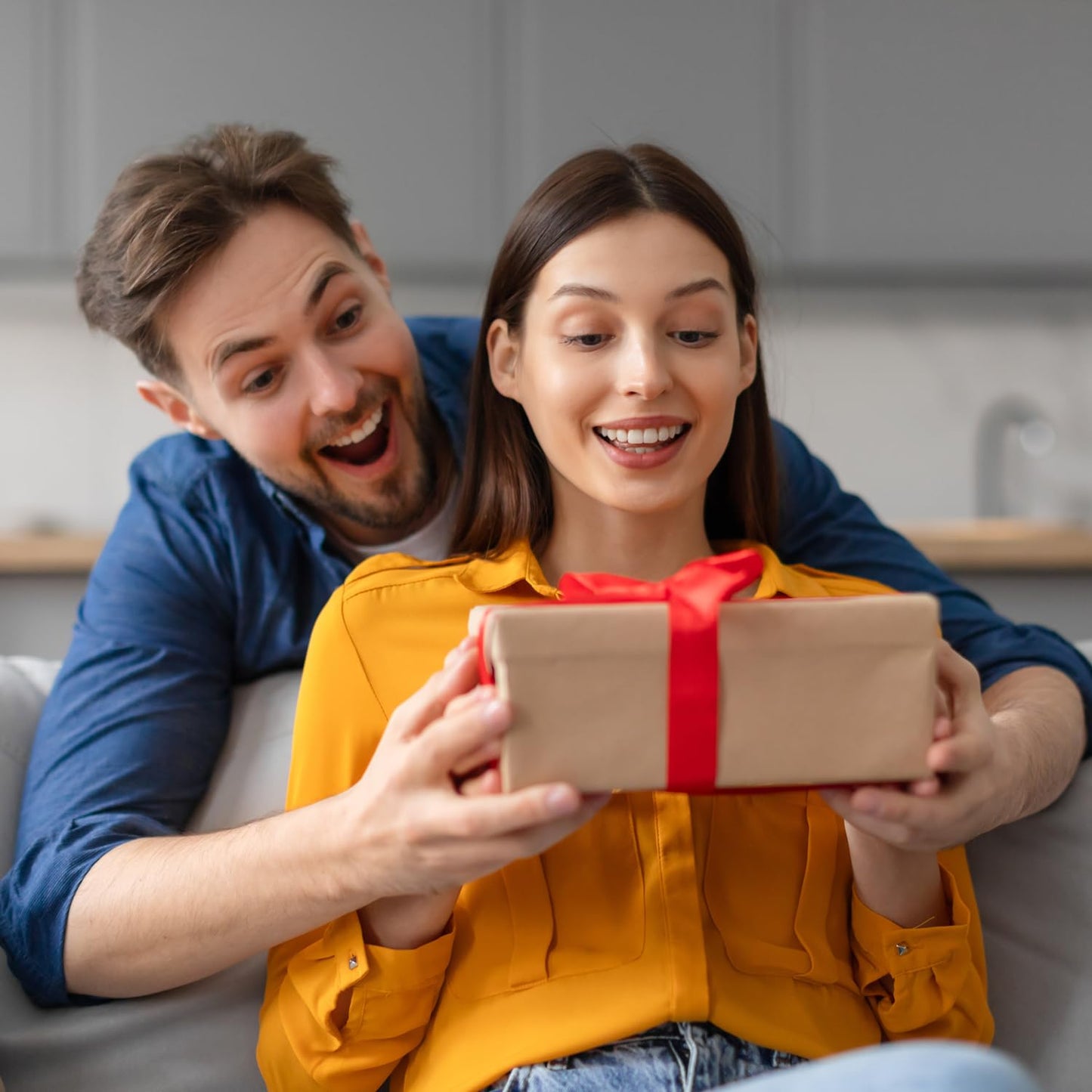 Essential Oil Scent Diffuser: 500ML Aroma Diffuser with Remote Control, Large Fragrance Aromatherapy Diffuser for Bedroom Home, Mist Humidifier with 14 Colors LED Lights and waterless Auto-Off