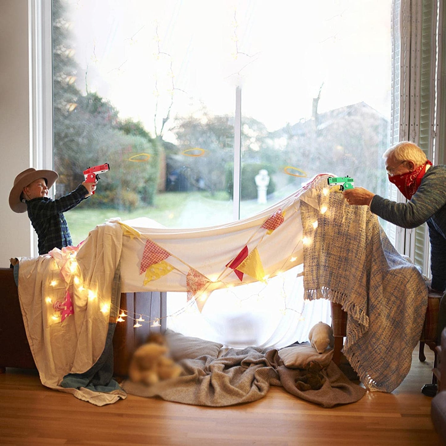 QKUDNGHY Kids Toys Cool Keychain Rubber Band Launcher Toy 4pcs Mini Metal Folding Rubber Launcher Toy with 240 Elastic Rubber Bands for Game Outdoor Activities (4 Colors)