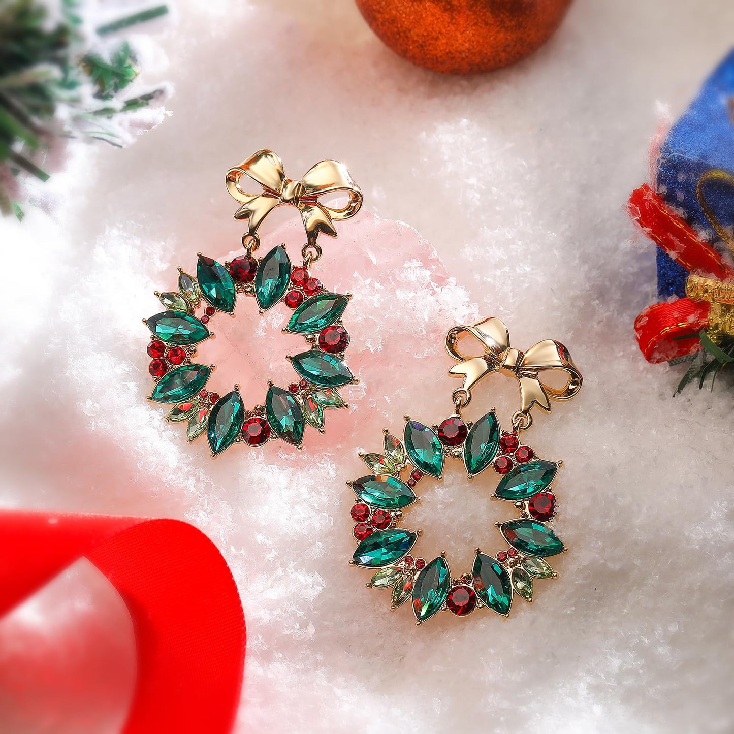 Christmas Bow Wreath Earrings for Women, Colorful Xmas Holiday Rhinestone Dangle Earrings Jewelry Gifts, Aretes de Navidad Para Mujer (Gold Bow Wreath)