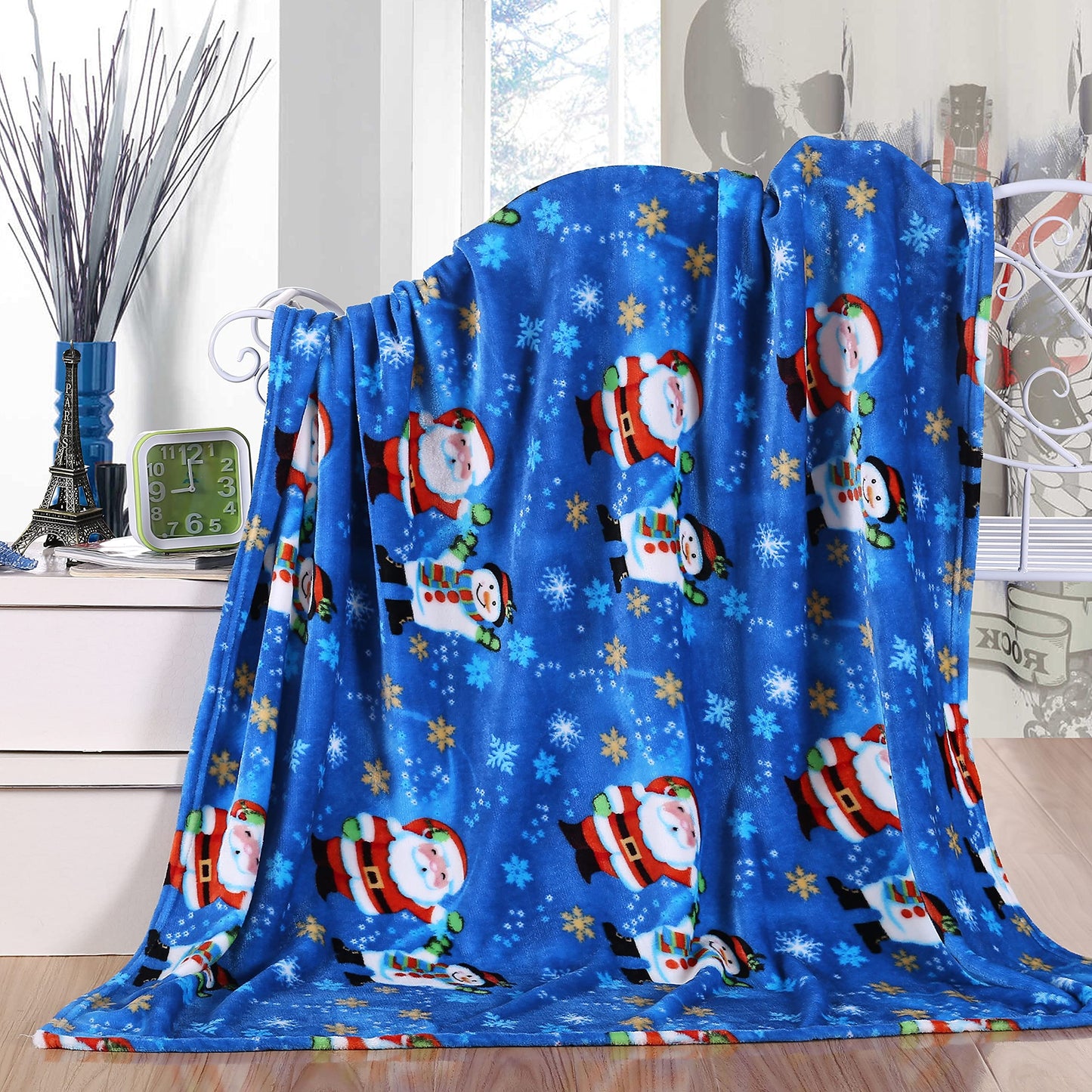 Elegant Comfort Luxury Velvet Super Soft Christmas Prints Fleece Blanket-Holiday Theme Home Décor Fuzzy Warm and Cozy Throws for Winter Bedding, Couch and Gift, 50 x 60 inch, Blue Santa Snowman